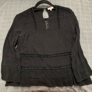 WILFRED EMBROIDERY DETAIL BLOUSE